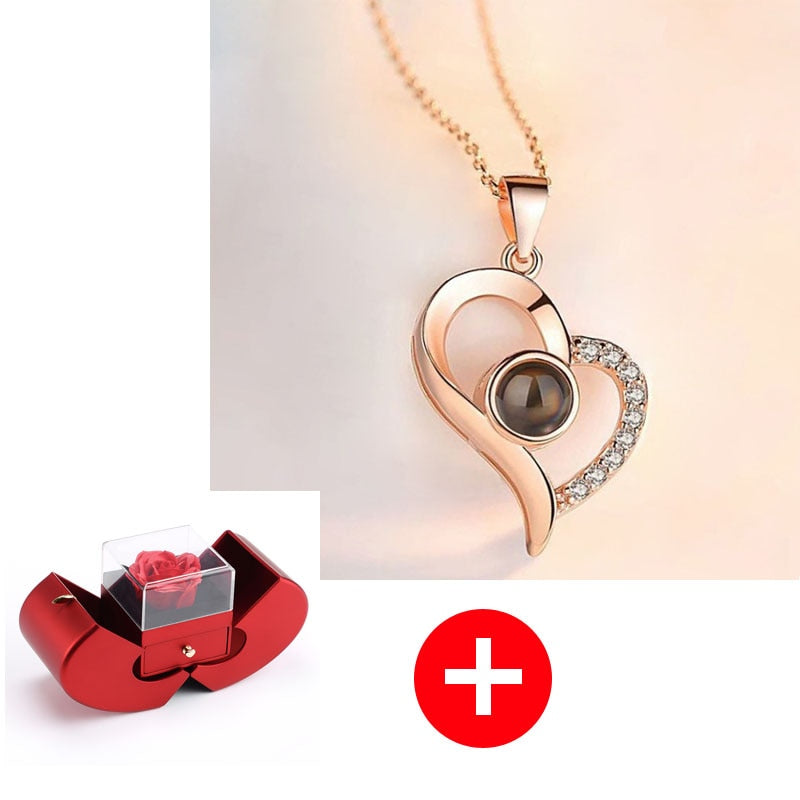 Colar com Pingente com Linda Caixa para Presente