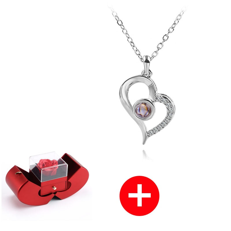 Colar com Pingente com Linda Caixa para Presente